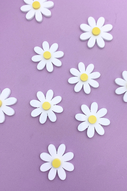 Daisy theme cake or cupcake charms